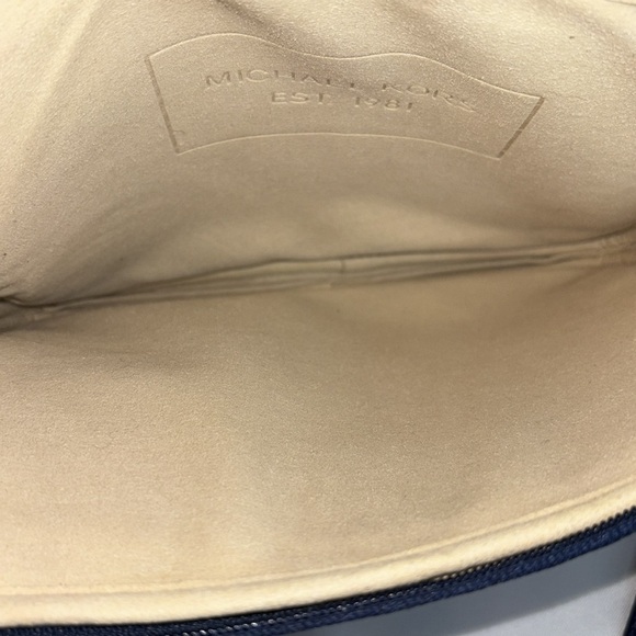 Michael Kors Signature Embossed Neoprene Padded Tablet Crossbody Bag Navy - Picture 4 of 8